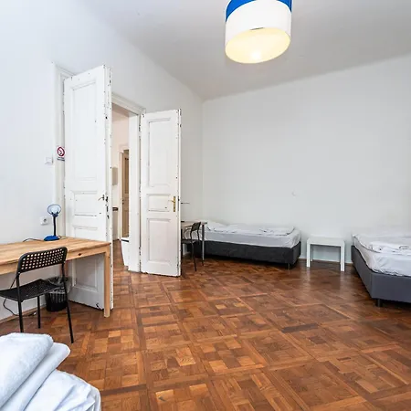 Apartamento Legerova *